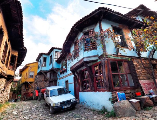 Cumalikizik-sokaklari